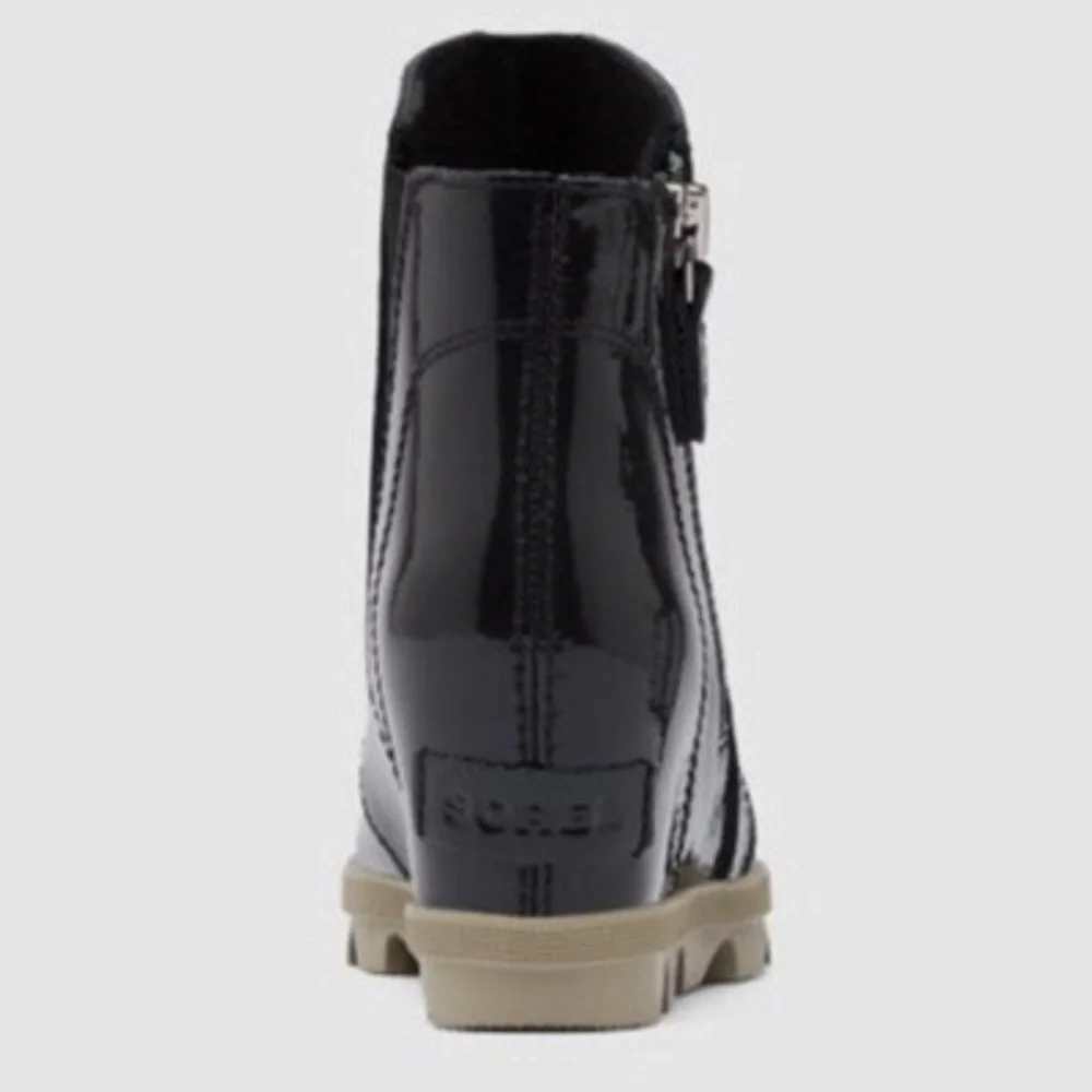 NWT Sorel | Girls Black Shimmer Arctic Zip II  Waterproof Wedge Ankle Boot, sz 4